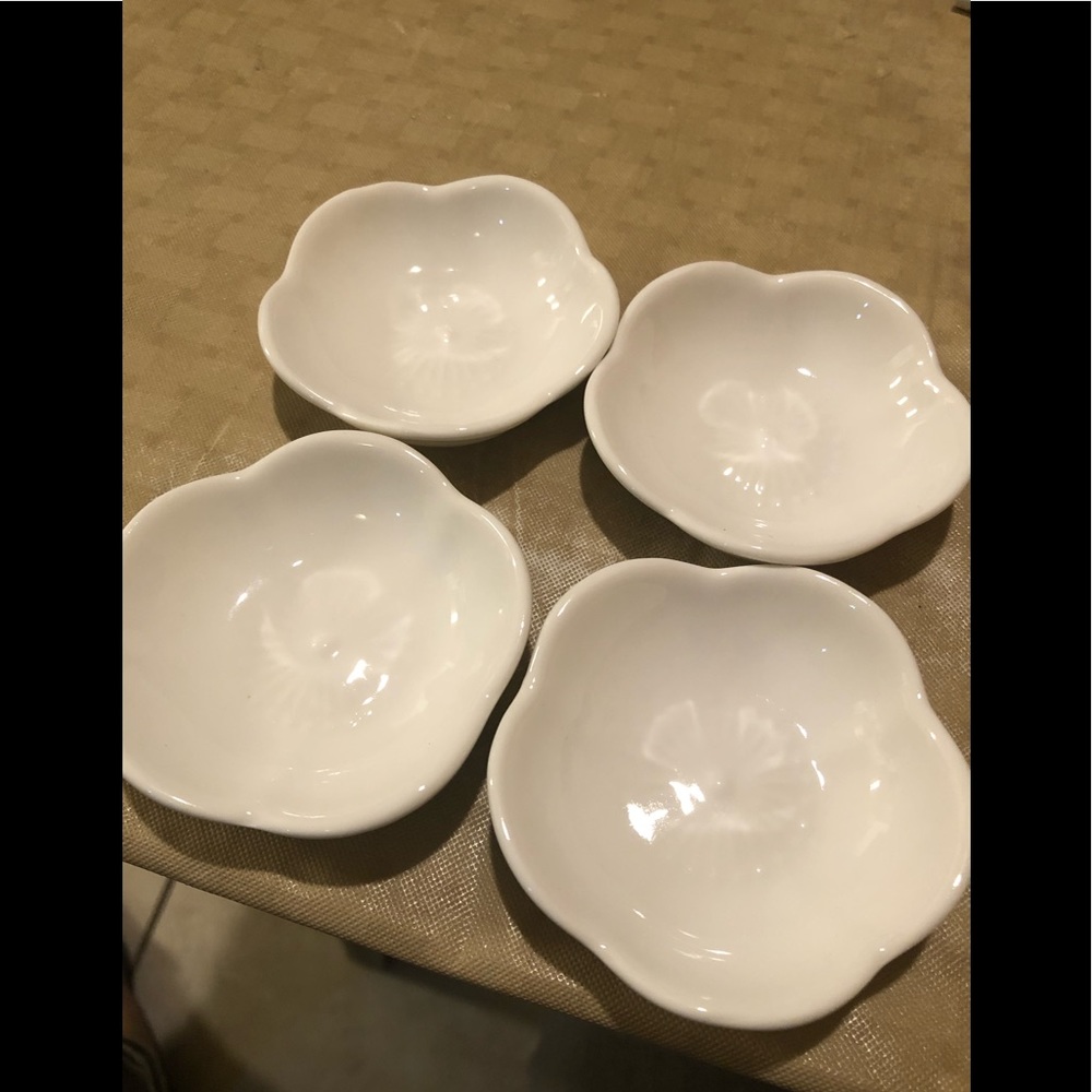 Crate&Barrel set of 4 soy sauce dishes